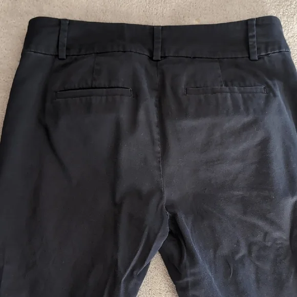 LOFT Black Capri Pants - Picture 9 of 9